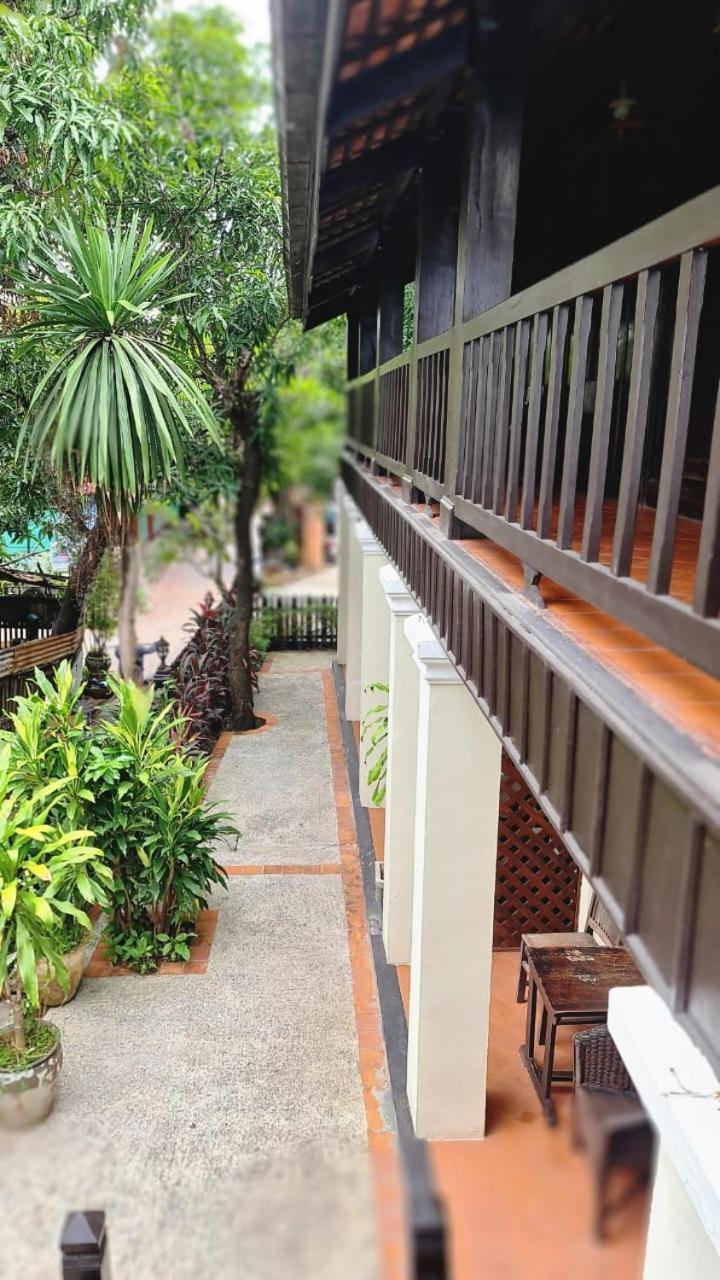 Villa Le Tam Tam Boutique Hotel หลวงพระบาง ภายนอก รูปภาพ