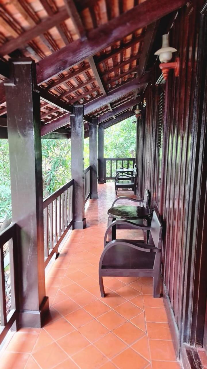 Villa Le Tam Tam Boutique Hotel หลวงพระบาง ภายนอก รูปภาพ