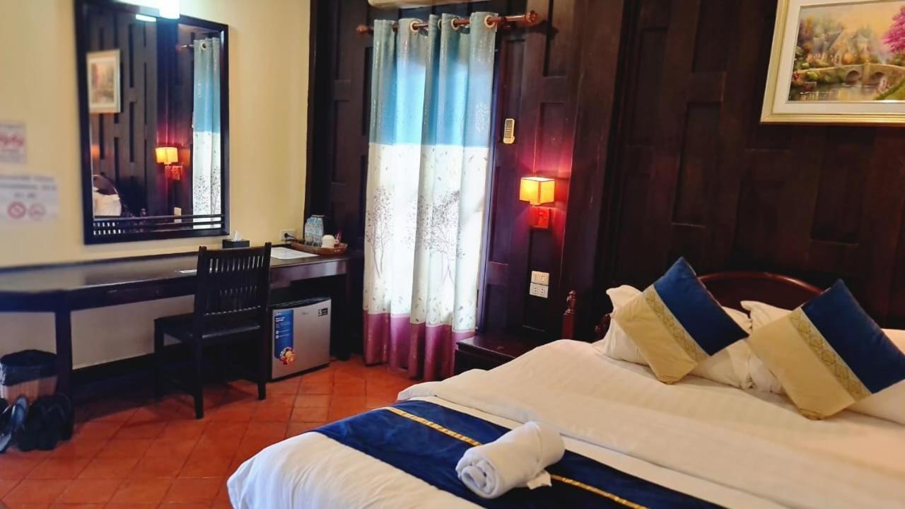 Villa Le Tam Tam Boutique Hotel หลวงพระบาง ภายนอก รูปภาพ