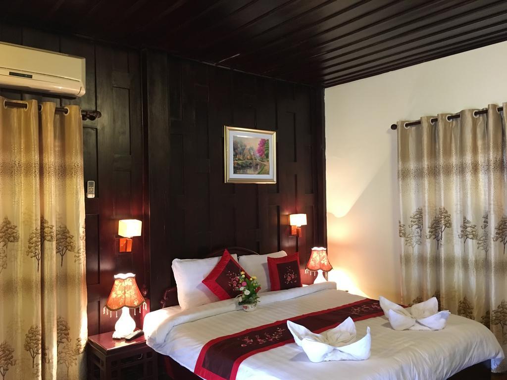 Villa Le Tam Tam Boutique Hotel หลวงพระบาง ภายนอก รูปภาพ