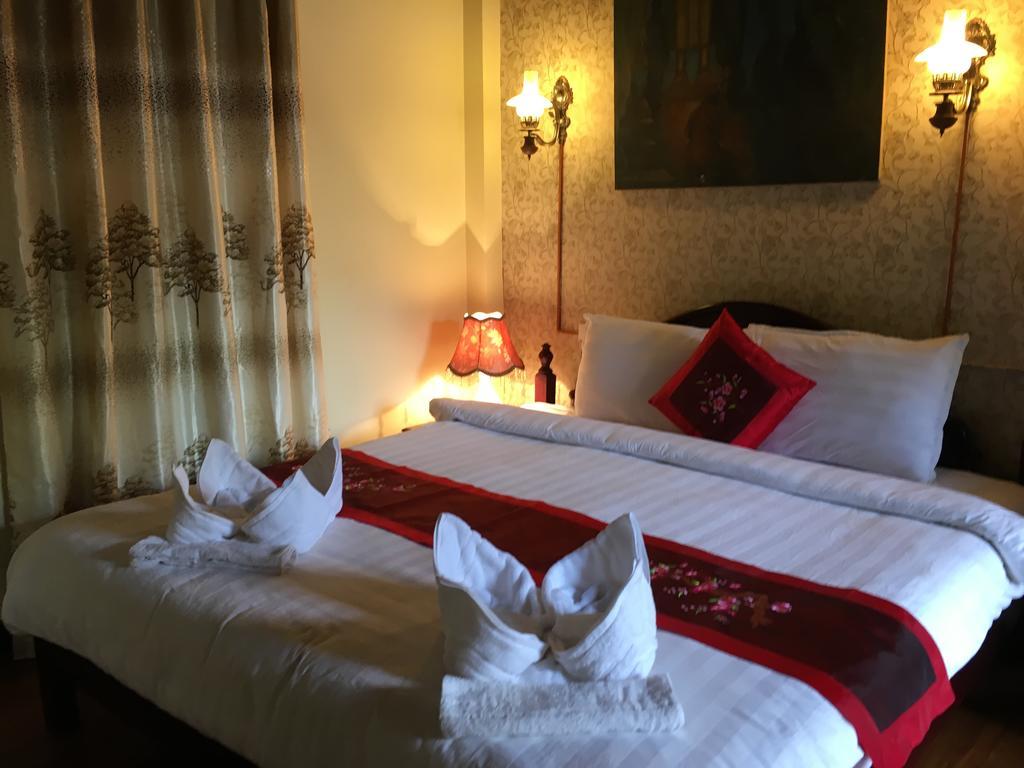 Villa Le Tam Tam Boutique Hotel หลวงพระบาง ภายนอก รูปภาพ