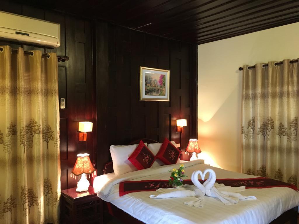 Villa Le Tam Tam Boutique Hotel หลวงพระบาง ภายนอก รูปภาพ